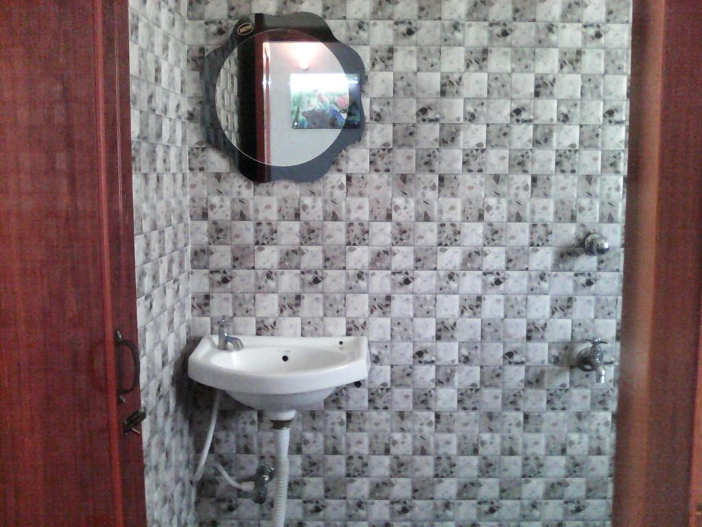 Hotel Debjyoti Siliguri Exterior photo