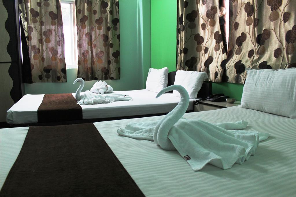 Hotel Debjyoti Siliguri Exterior photo