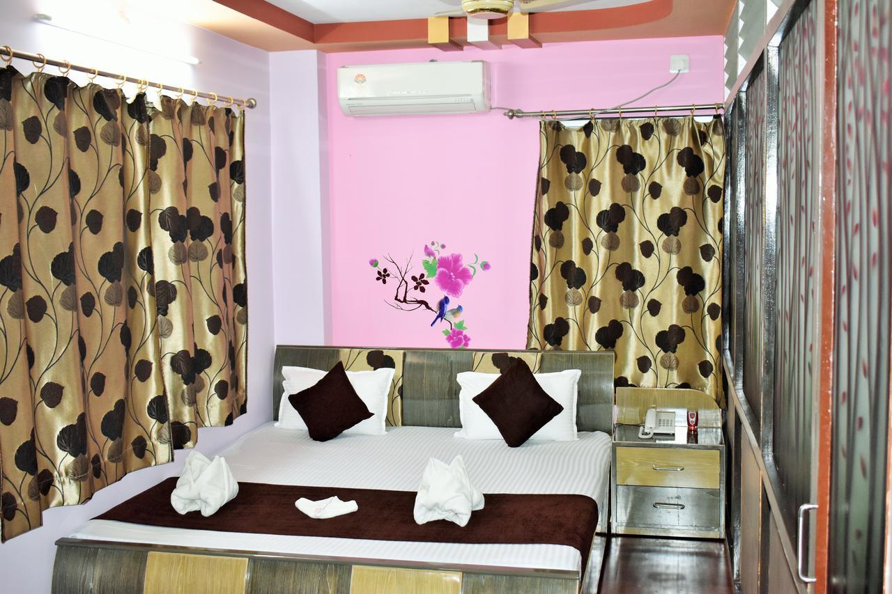 Hotel Debjyoti Siliguri Exterior photo