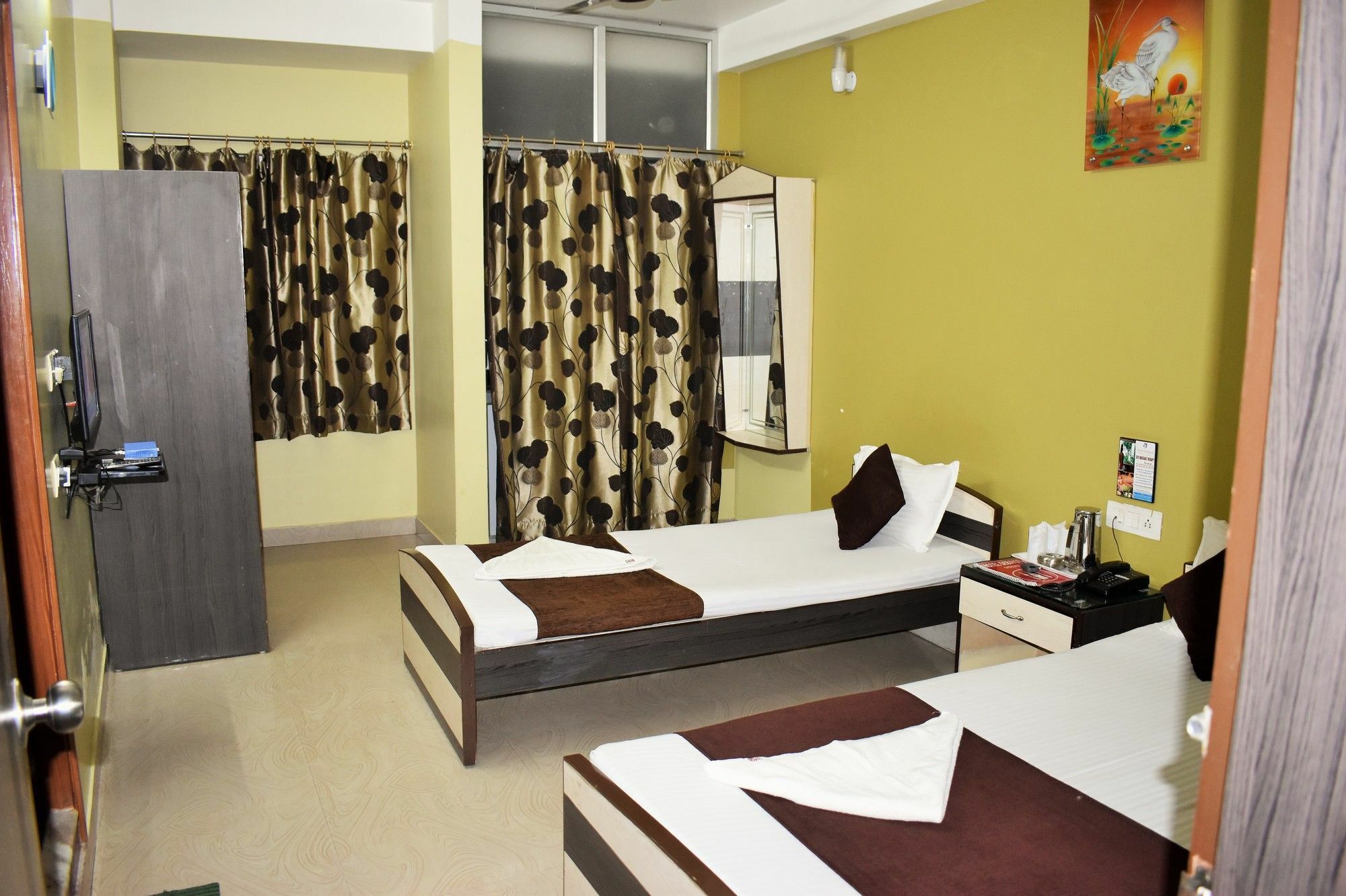Hotel Debjyoti Siliguri Exterior photo