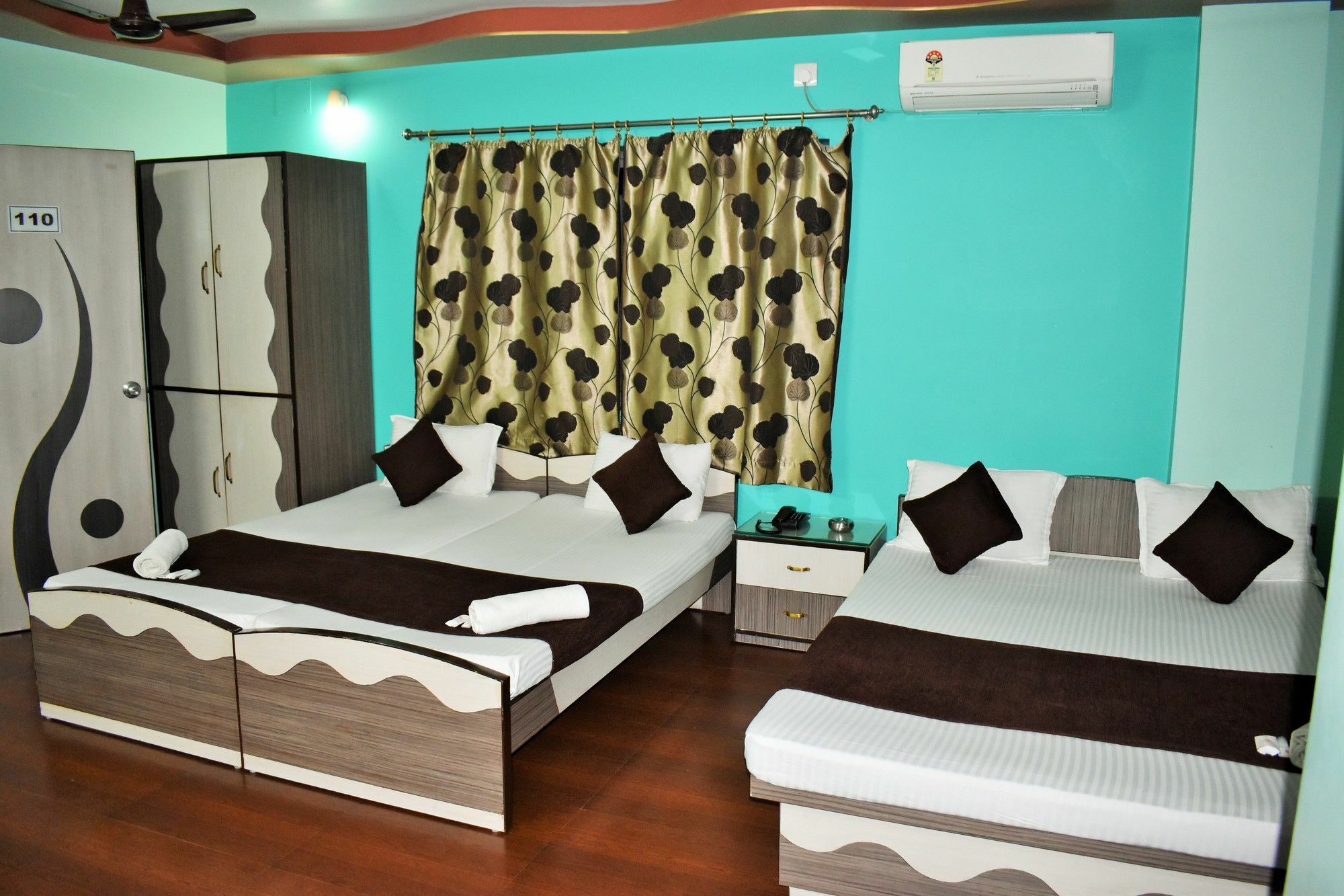 Hotel Debjyoti Siliguri Exterior photo